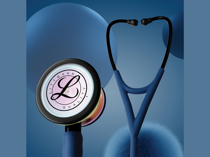 Littmann Cardiology IV – 6242C – dökkblá, regnbogaáferð (sérútgáfa)